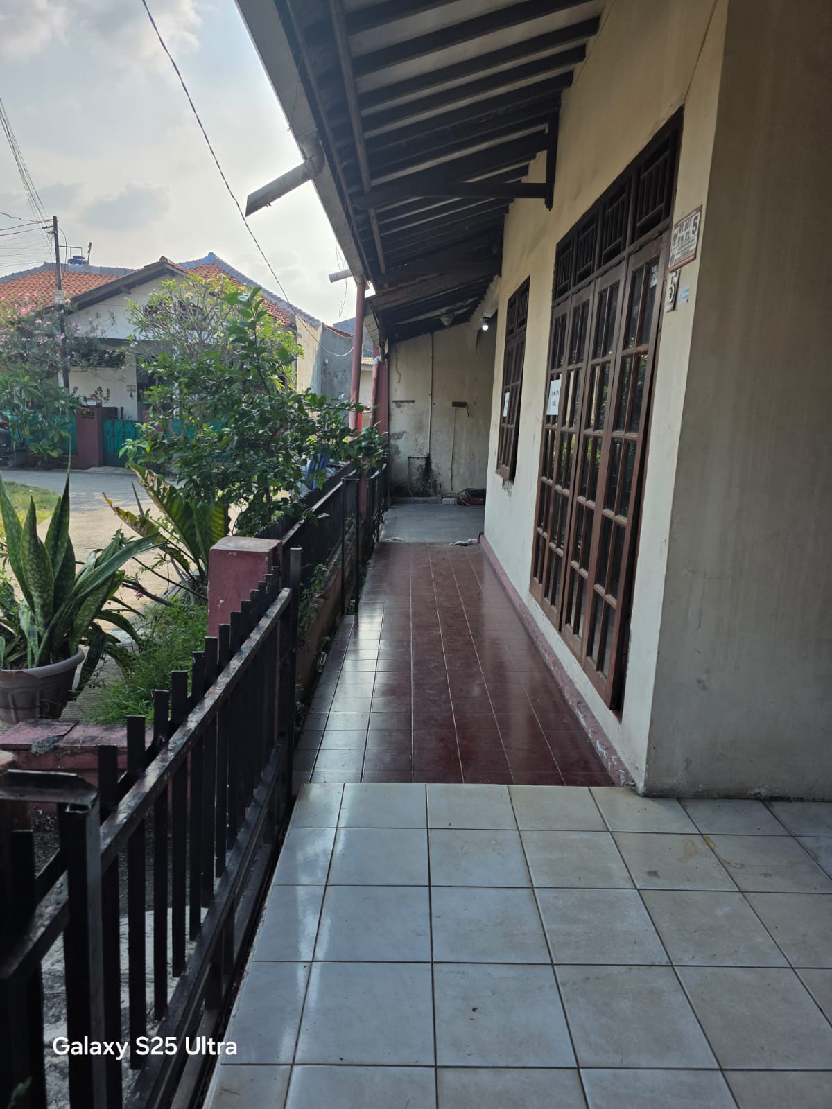 Rumah tinggal di kompleks Bangdes Pasar Minggu thumbnail 4